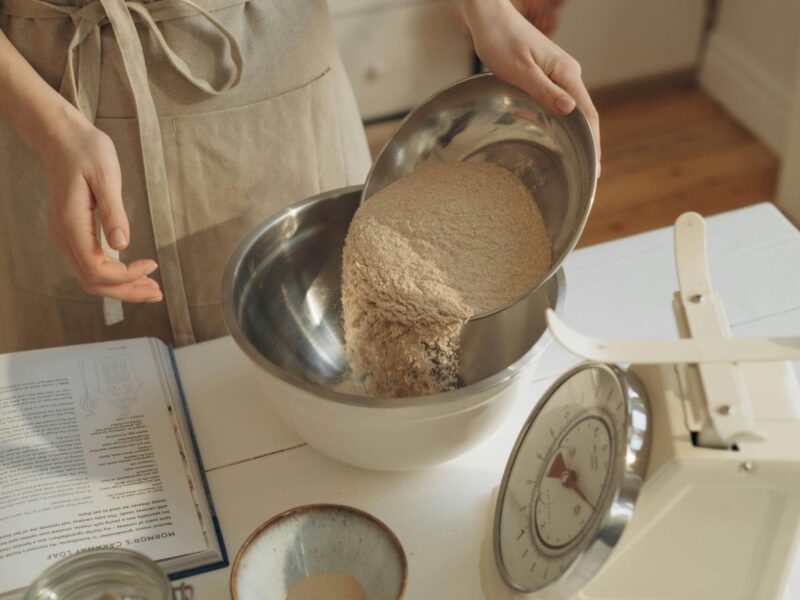 How to Take Care of Your Bakeware So It Lasts for Years – 9 Simple Tips That Actually Work